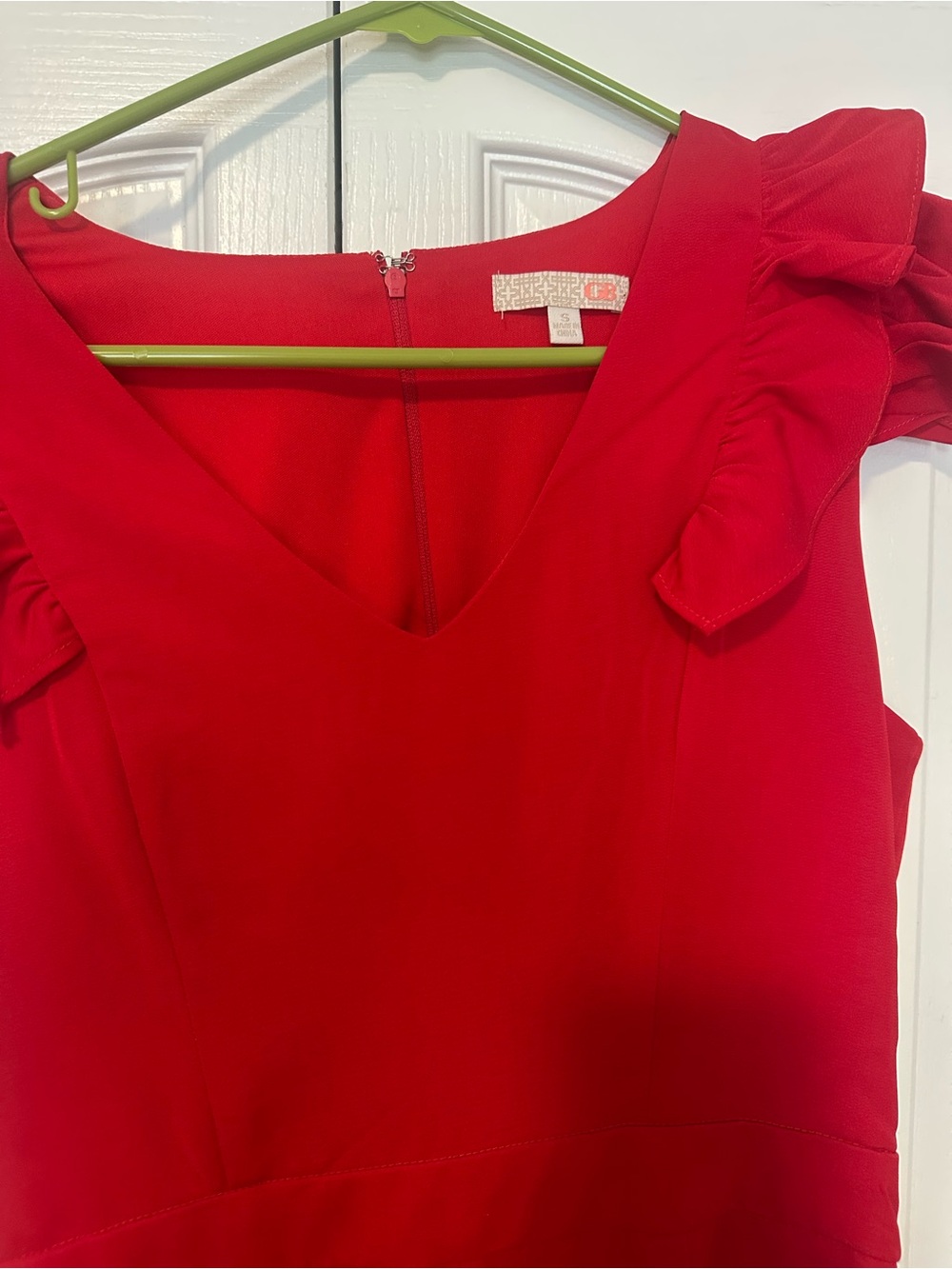 Red Ruffle Shoulder jumpsuit - Picture 2 of 3